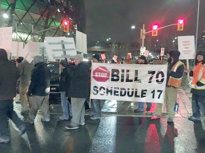 Skilled trades protest Bill 70 Schedule 17 at the Shaw Centre in Ottawa